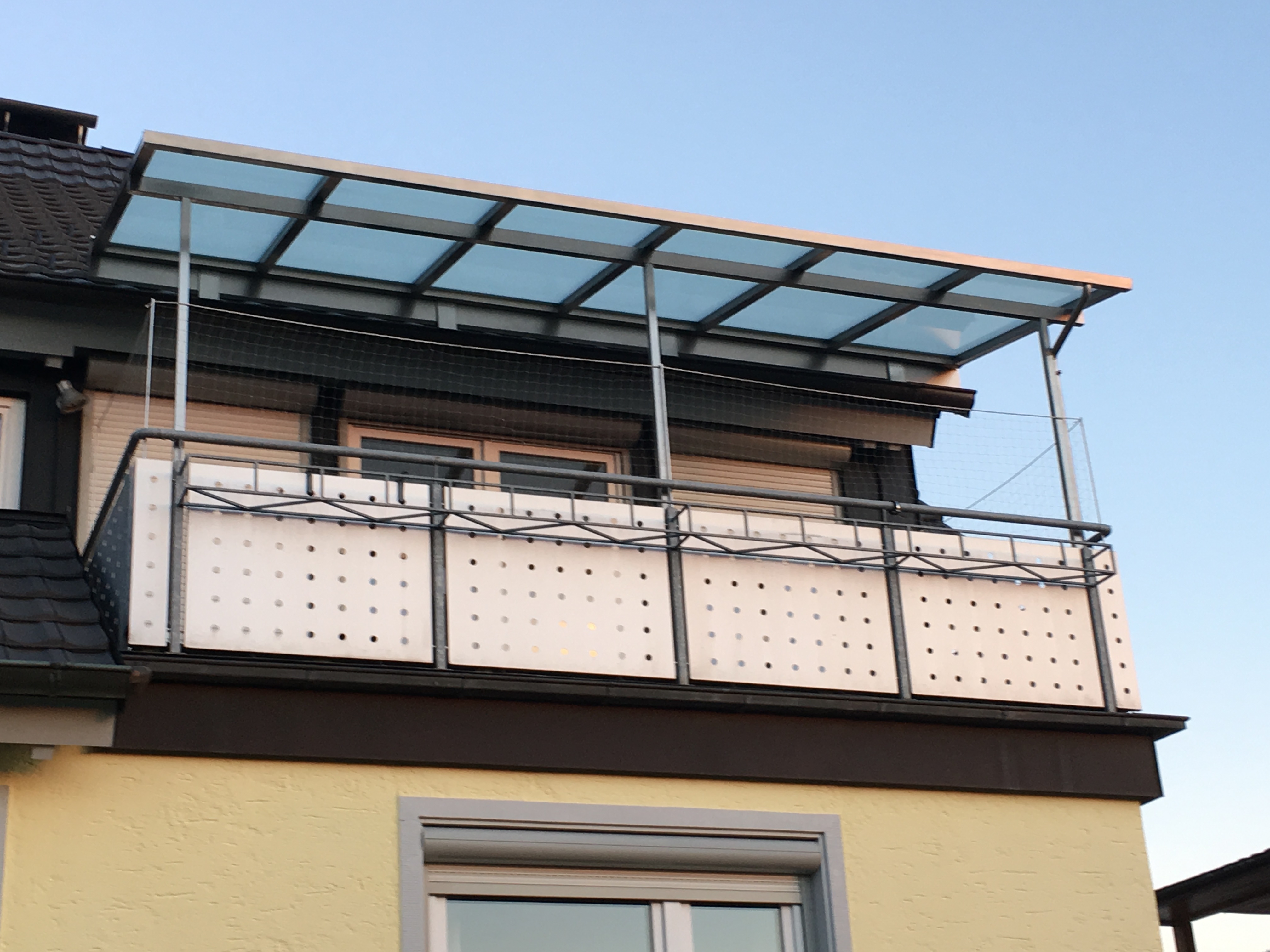 Balkonüberdachung Lauf in Edelstahl 2